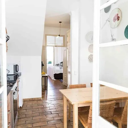 2 Apartment *